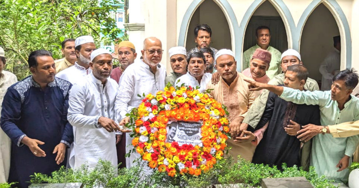 রাউজানে ১৭ বছর পর ইতিহাসের পুনরুজ্জীবন: ফজলুল কাদের চৌধুরীর শাহাদাত বার্ষিকীতে জনস্রোত