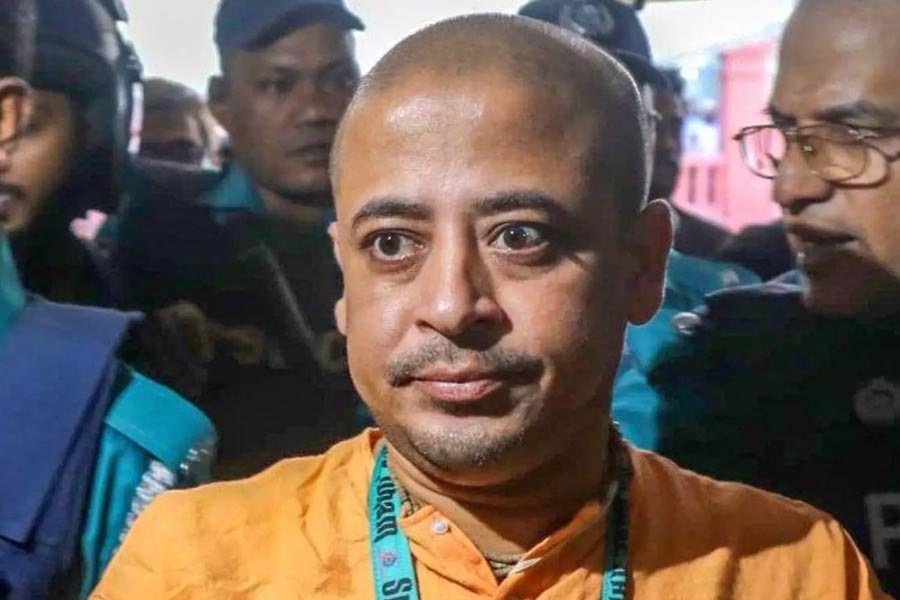 পাঁচ মামলায় চিন্ময় কৃষ্ণের জামিন নামঞ্জুর 