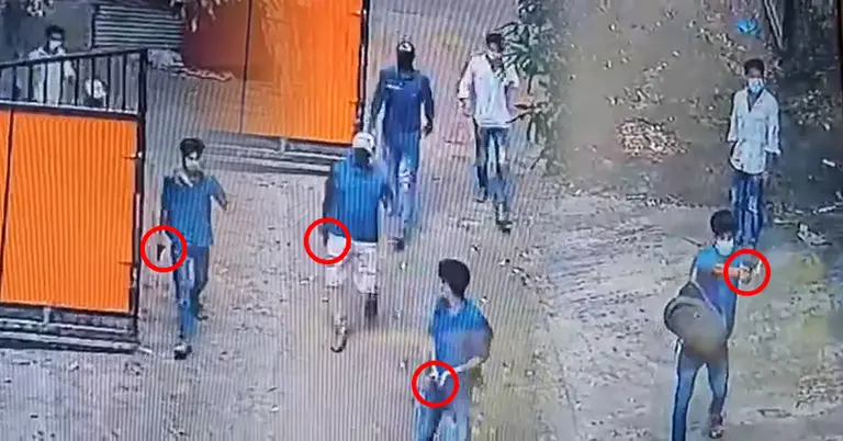 চট্টগ্রামে হাটহাজারীতে এক ব্যবসায়ীর বাড়িতে দফায় দফায় গুলি