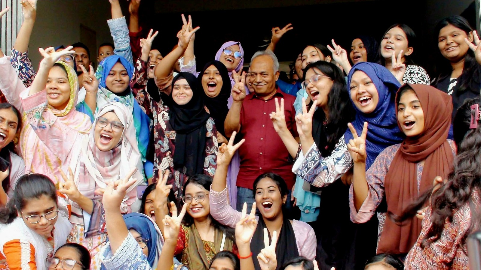 এসএসসিতে দেশসেরা নরসিংদীর ‘নাছিমা কাদির মোল্লা স্কুল’