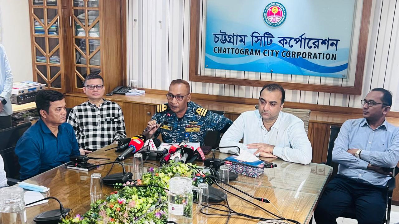 অভিজ্ঞ প্রতিষ্ঠানকে নির্ধারিত হারে ময়লা সংগ্রহের দায়িত্ব দিচ্ছে 'চসিক'