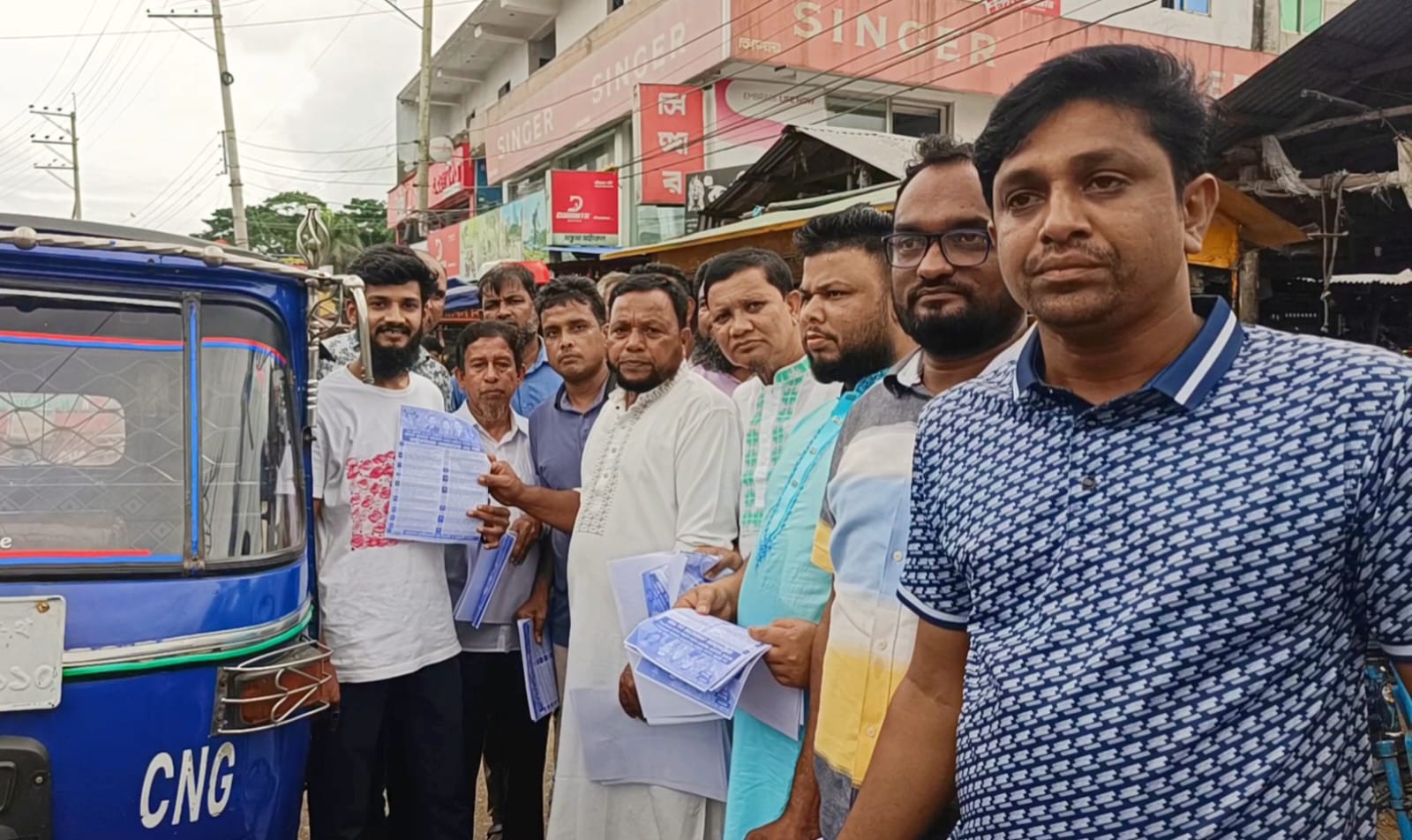 আনোয়ারায় বিএনপির লিফলেট বিতরণ কর্মসূচি