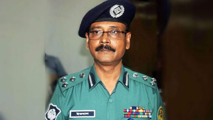 সাবেক সিএমপি কমিশনার ইকবাল বাহার আটক, ডিবির হেফাজতে