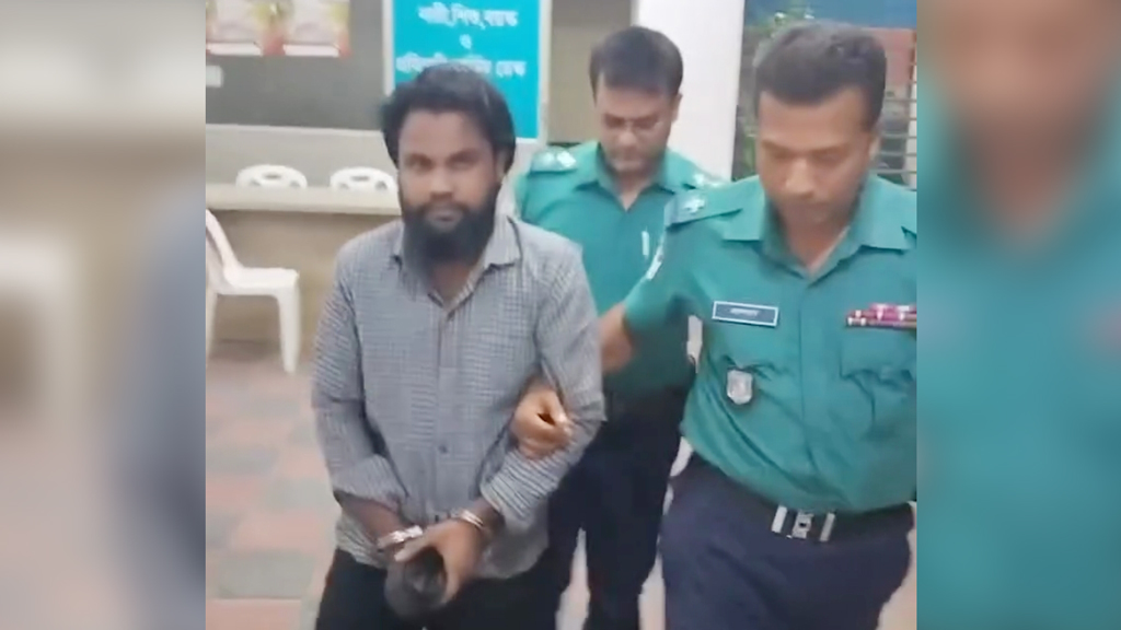 প্রধান উপদেষ্টার পদত্যাগ চেয়ে স্লোগান দেওয়া ফেনীর যুবলীগ নেতা ঢাকায় আটক