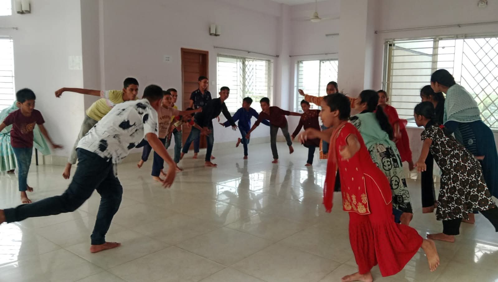 দুই দিনব্যাপী সাইলেন্ট থিয়েটারের মূকাভিনয় কর্মশালা 