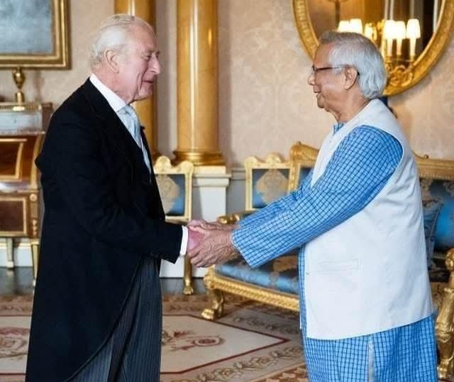 বাকিংহাম প্যালেসে প্রধান উপদেষ্টাকে স্বাগত জানালেন রাজা চার্লস তৃতীয়