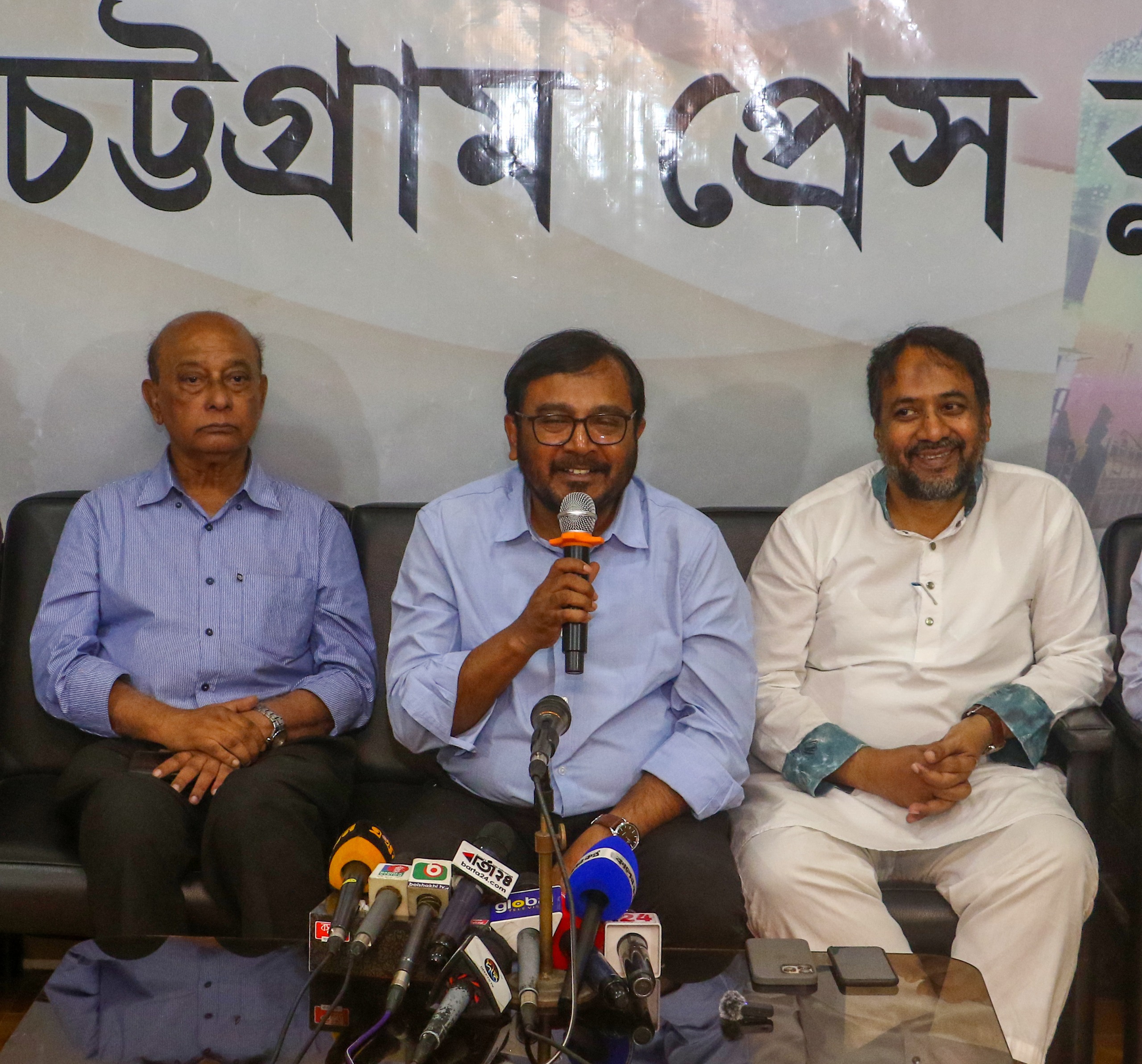 বিএনপি-জামায়াত দ্বন্দ্বে ফ্যাসিবাদী গোষ্ঠীর পুনরুত্থানের আশঙ্কা: চট্টগ্রামে মতবিনিময় সভায় মঞ্জু 