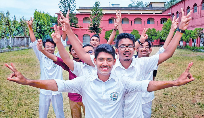 চলতি বছরের এসএসসি ও সমমানের ফল ১০ জুলাই প্রকাশের সম্ভাবনা