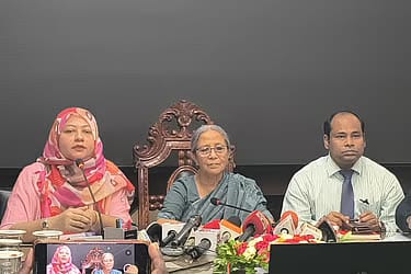 চাপে নয়, অনুরোধে ভারতে ১,২০০ টন ইলিশ পাঠানো হয়েছে: ফরিদা আখতার 