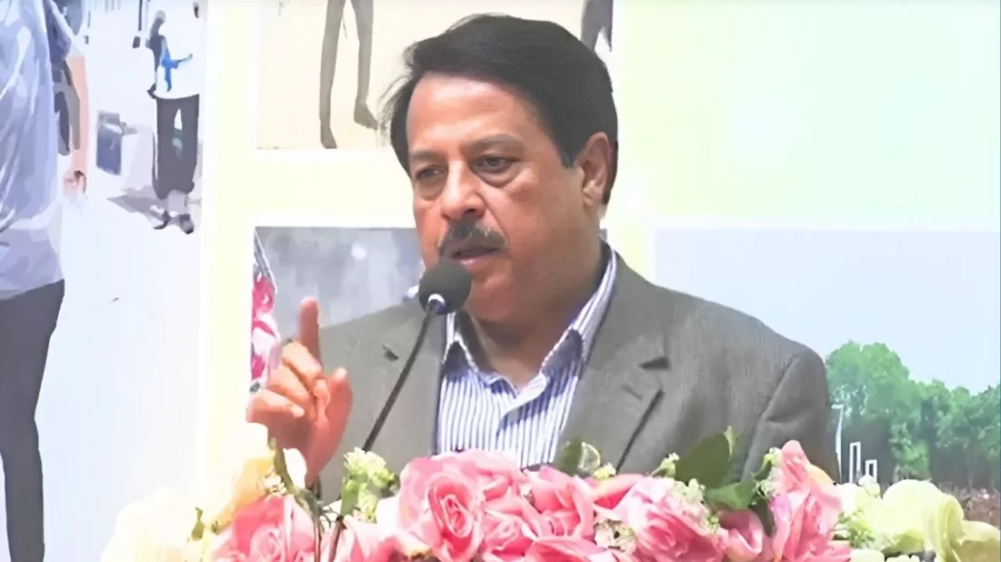 অন্তর্বর্তী সরকারের আট উপদেষ্টার দুর্নীতির প্রমাণ হাতে আছে: সাবেক সচিব
