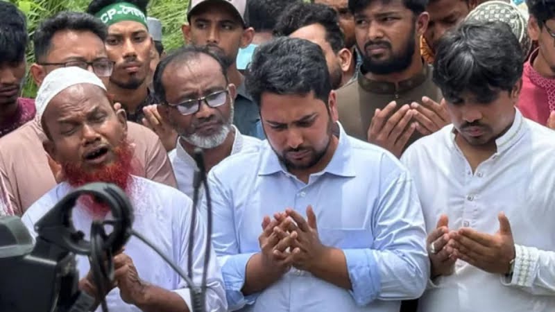 ফ্যাসিস্ট সরকারের পতন হলেও মাফিয়াতন্ত্র শেষ হয়নি : নাহিদ