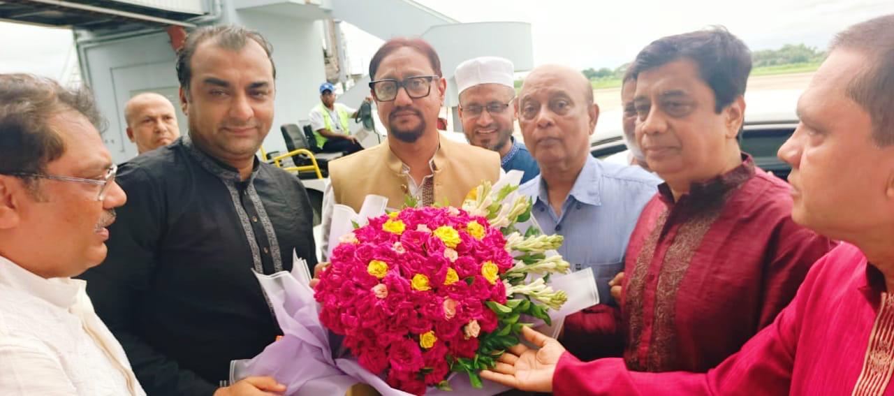 আন্তর্জাতিক সফর শেষে চট্টগ্রামে ফিরলেন মেয়র শাহাদাত 