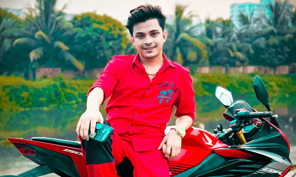 সকালে আটক দুপুরে জামিন পেলেন টিকটকার প্রিন্স মামুন
