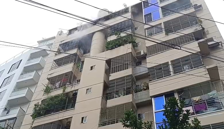 নগরীর জামালখানে বহুতল ভবনের আগুন নিয়ন্ত্রণে 