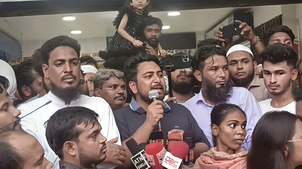 ভয় দেখিয়ে লুটেরা রাষ্ট্র কায়েম হতে দেবে না এনসিপি: নাহিদ ইসলাম