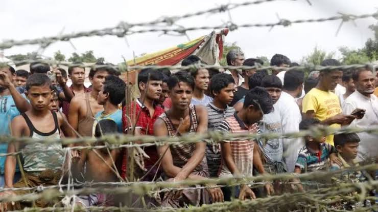 টেকনাফ সীমান্তে গোলাগুলি, ফের রোহিঙ্গা প্রবেশের আশংকা
