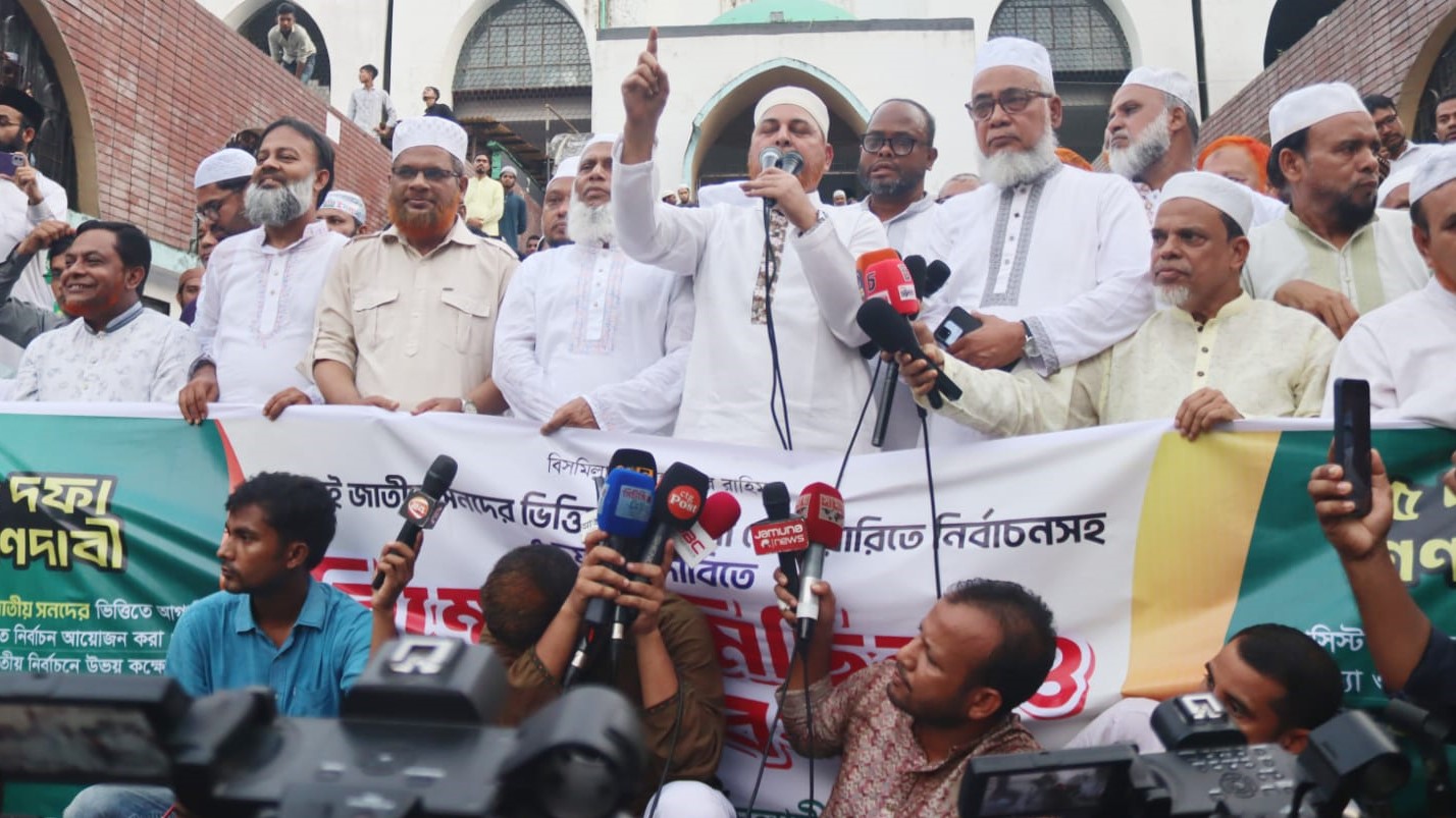 জনগণকে সাথে নিয়ে জুলাই বিপ্লবের আকাঙ্ক্ষা বাস্তাবায়ন করবে জামায়াত, রফিকুল ইসলাম খান   