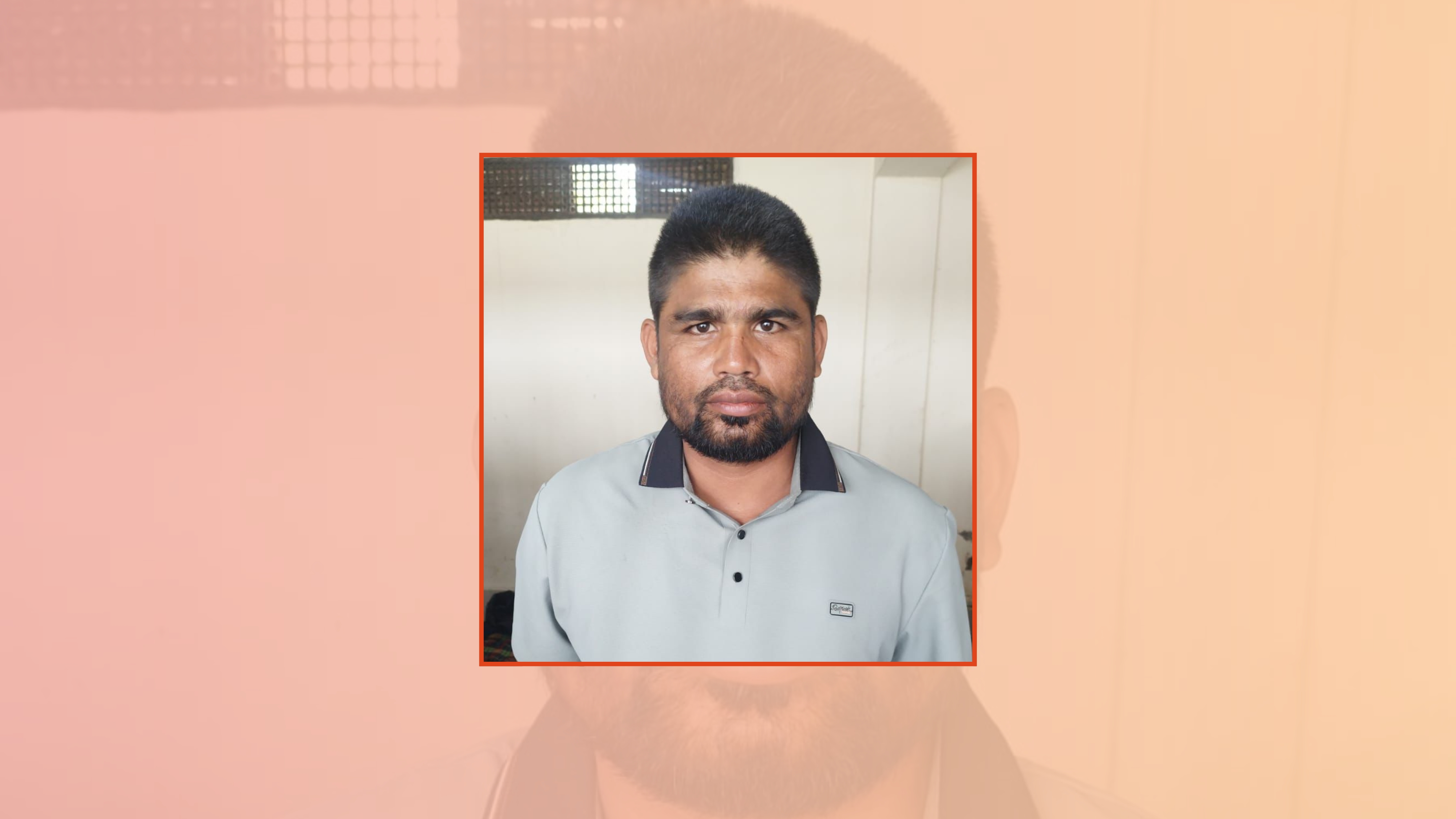 মহেশখালীতে পুলিশের অভিযানে ধরা পড়লো জলদস্যু সর্দার 'মঞ্জুর'