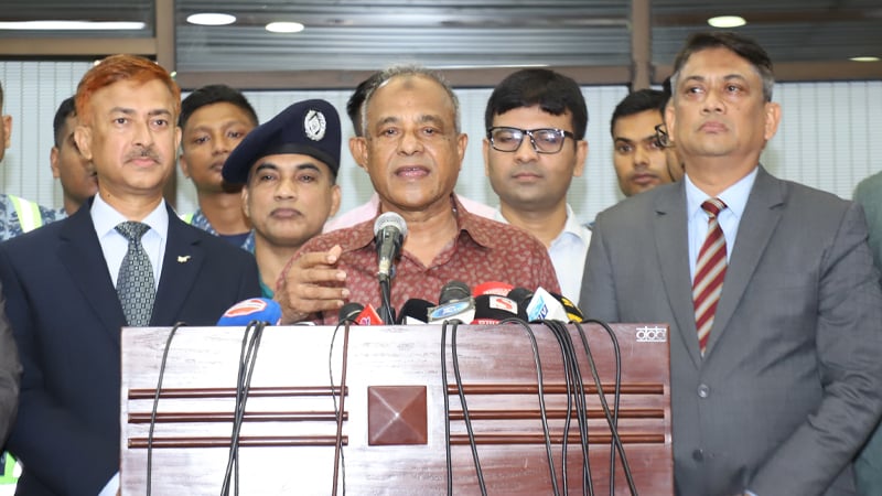 গোপালগঞ্জে নিহতদের মরদেহ প্রয়োজনে কবর থেকে তুলে ময়নাতদন্ত করা হবে: স্বরাষ্ট্র উপদেষ্টা