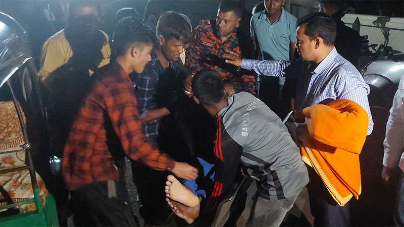কাপ্তাই হ্রদে পর্যটকবাহী ইঞ্জিন বোট ডুবে দুজনের মৃত্যু, ৫৯ জনকে সুস্থ অবস্থায় উদ্ধার