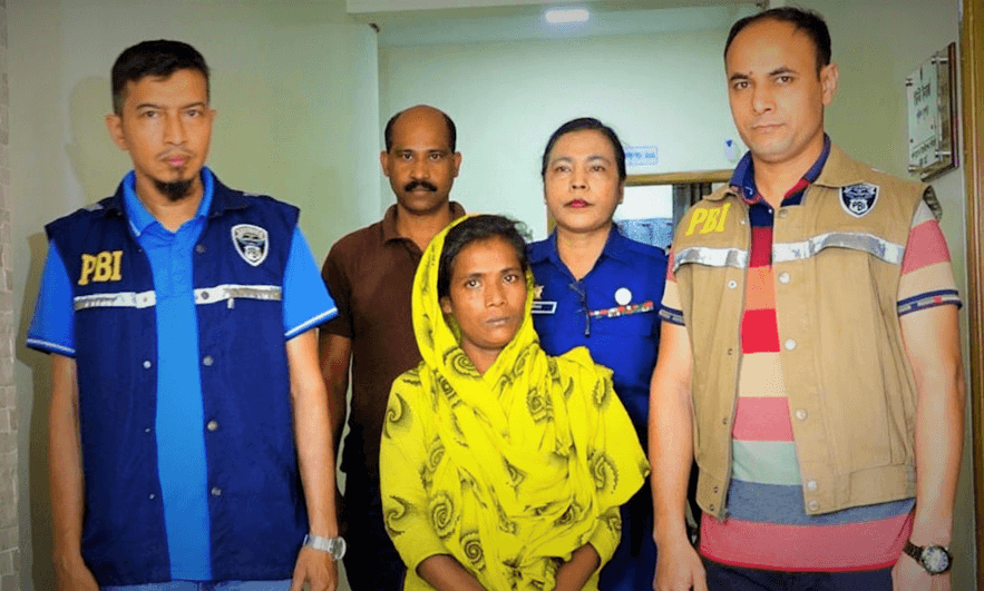 চট্টগ্রামে মেয়েকে দিয়ে ভিক্ষা করিয়ে জুয়া খেলতেন মা