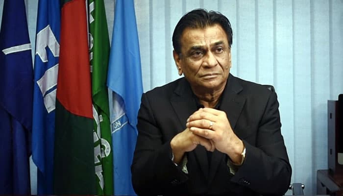 সালাউদ্দিনের ব্যারিস্টার সুমন,সাংবাদিকসহ ১৭ জনকে আইনি নোটিশ