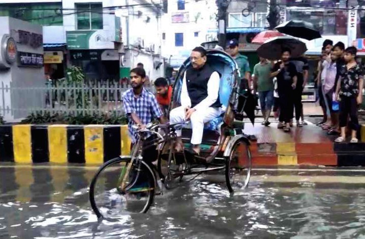 আজও ভেসেছে বন্দর নগরী, সিডিএর ঘাড়ে দোষ চাপালেন মেয়র