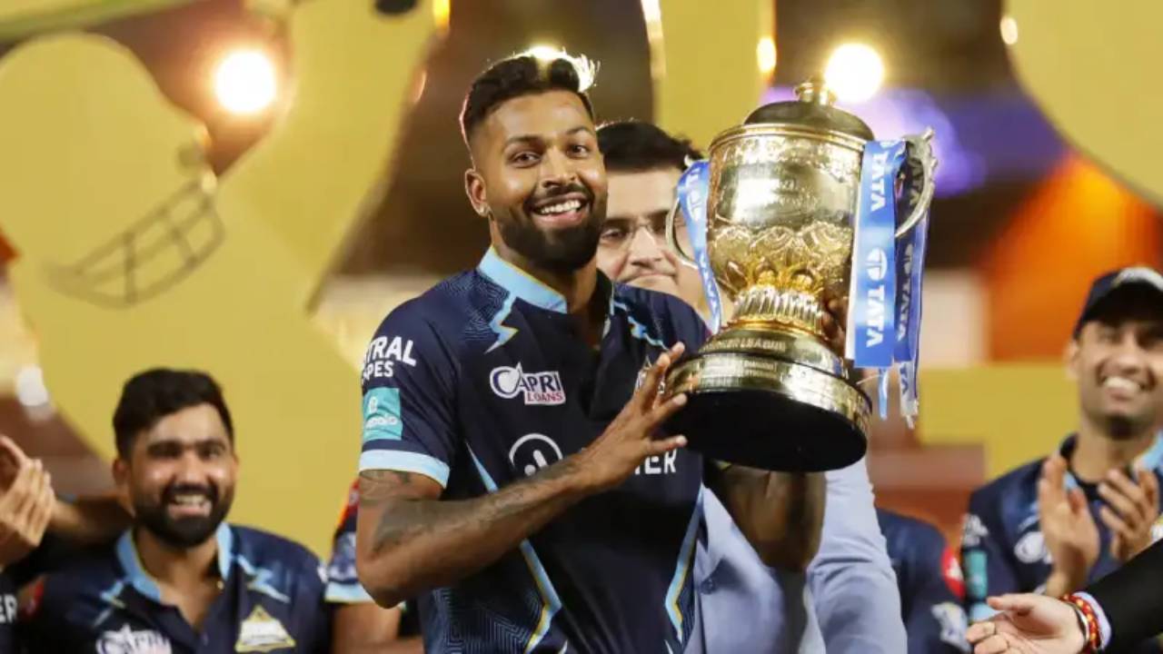 দুই বছর পর আবার ঘরের ছেলে ঘরে ফিরছে