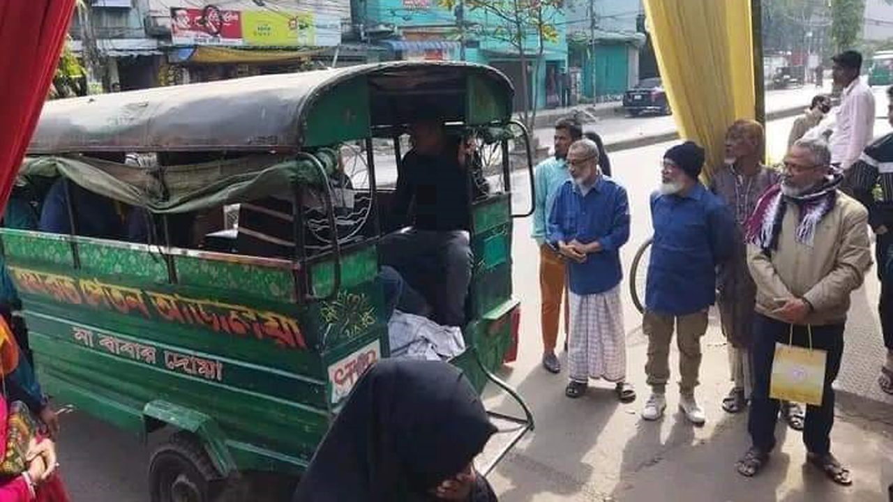 চট্টগ্রামের চকবাজারে ১০তলা ভবনের ছাদ থেকে পড়ে স্কুলছাত্রী নিহত