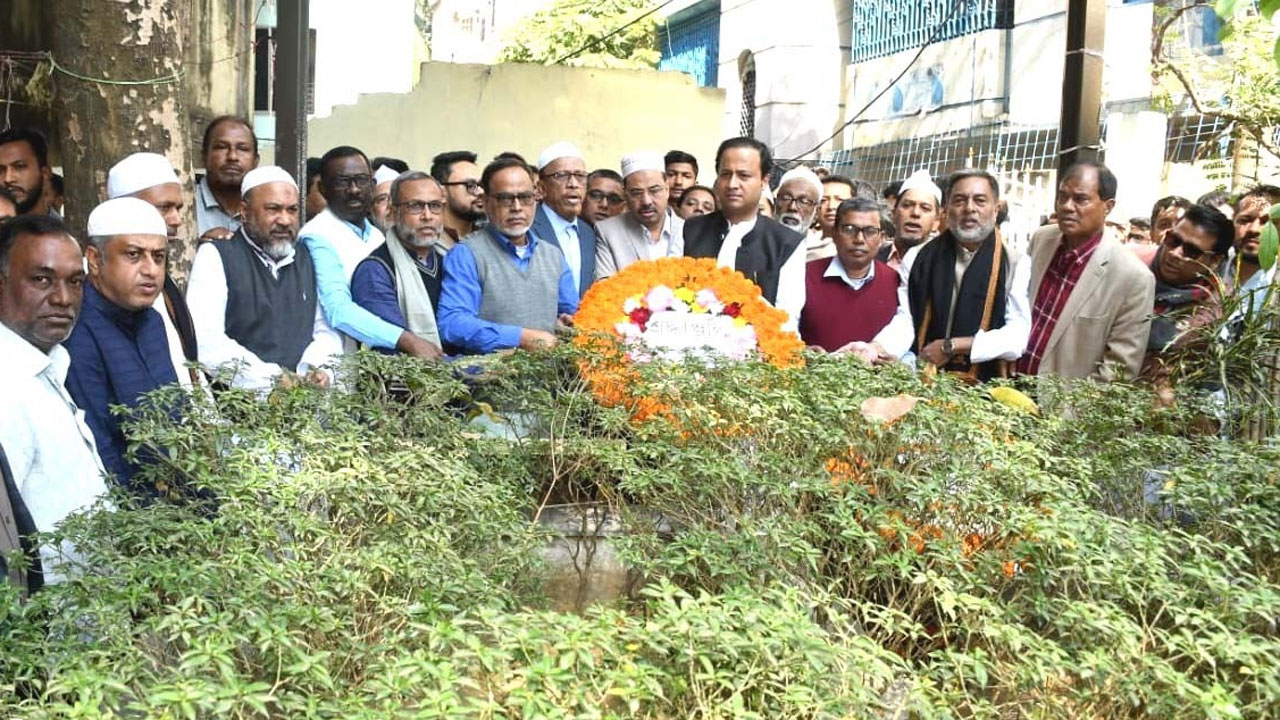 ষড়যন্ত্রকারীদের কবর রচিত হবে বাংলার মাটিতে : শিক্ষামন্ত্রী