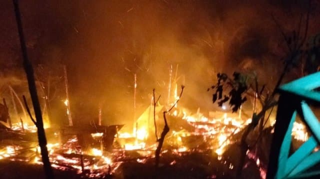 সাজেকের রিসোর্টে আগুন 