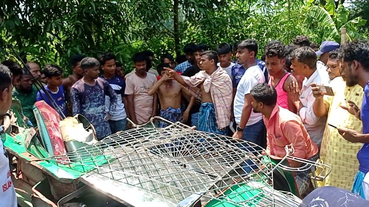 চট্টগ্রামে সড়ক দুর্ঘটনায় নিহত ২