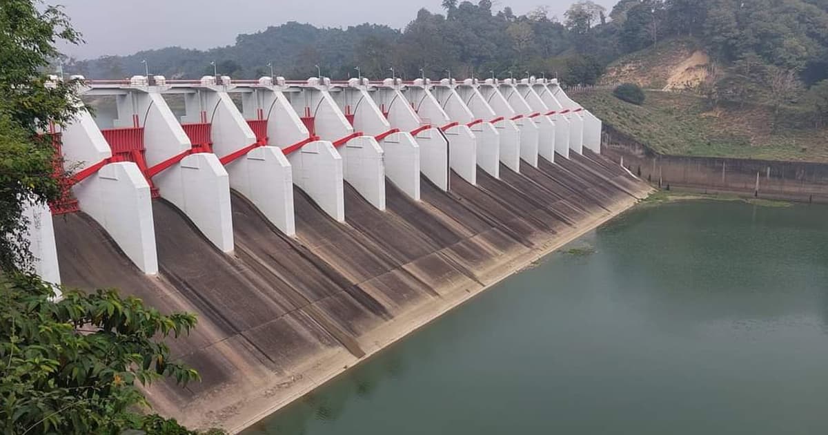 পানি ছাড়ার ৬ ঘণ্টা পর বন্ধ করা হলো কাপ্তাই বাঁধের ১৬ জলকপাট