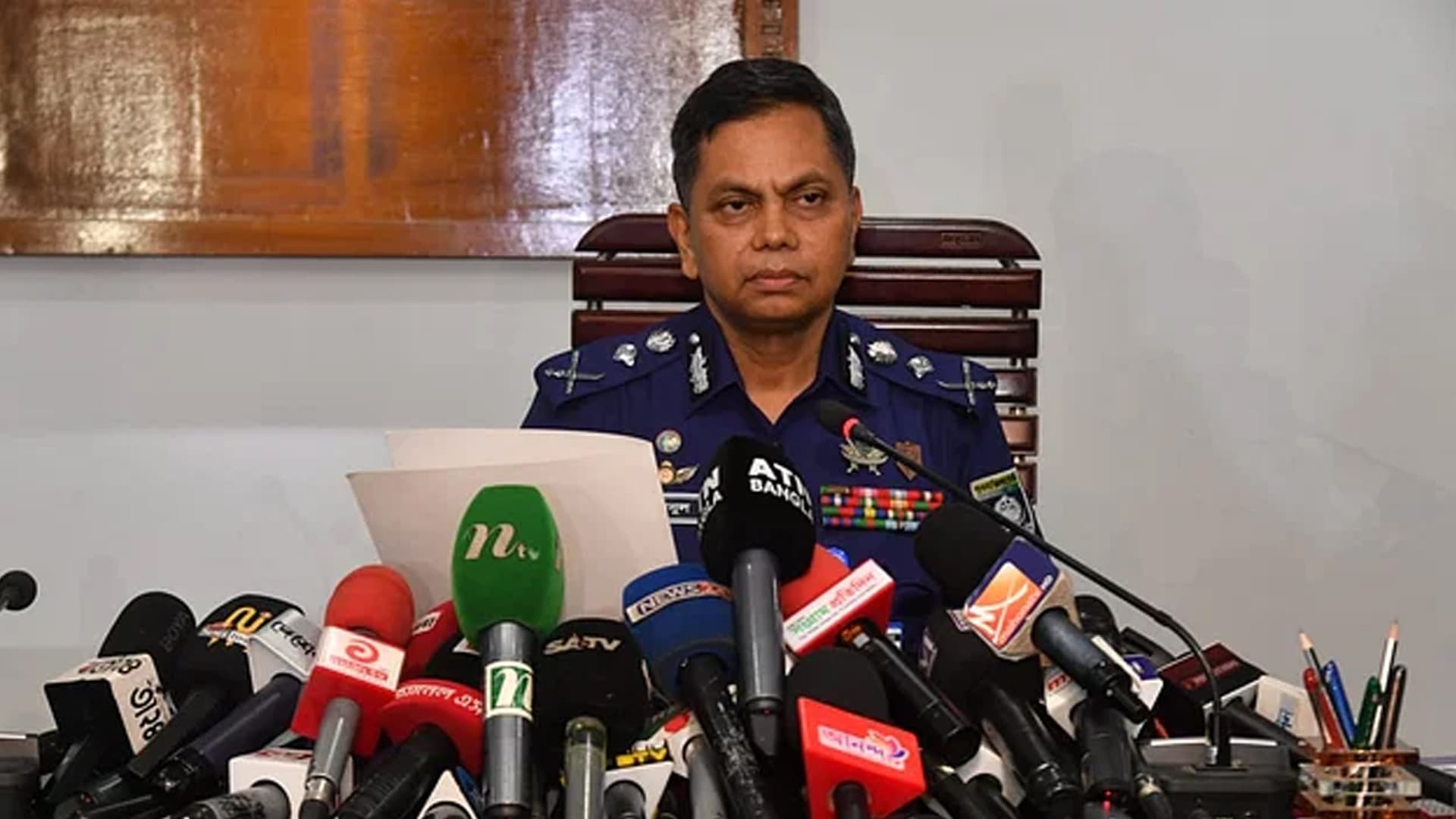 মব জাস্টিসের নামে অন্যায় করলে ছাড় নয় : আইজিপি