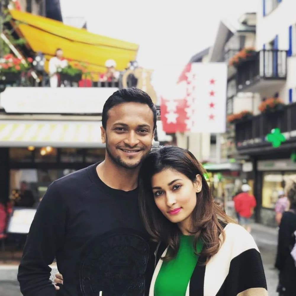 সাকিবের স্ত্রীসহ ব্যাংক হিসাব তলব