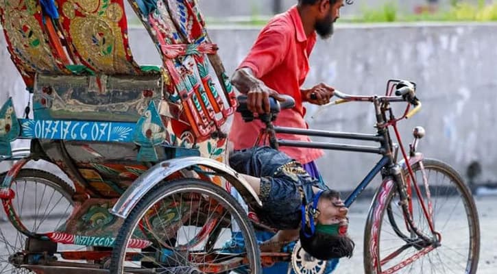 শহীদ নাফিজের লাশবাহী রিকশা সংরক্ষণ করা হবে জুলাই বিপ্লব স্মৃতি জাদুঘরে : নাহিদ ইসলাম