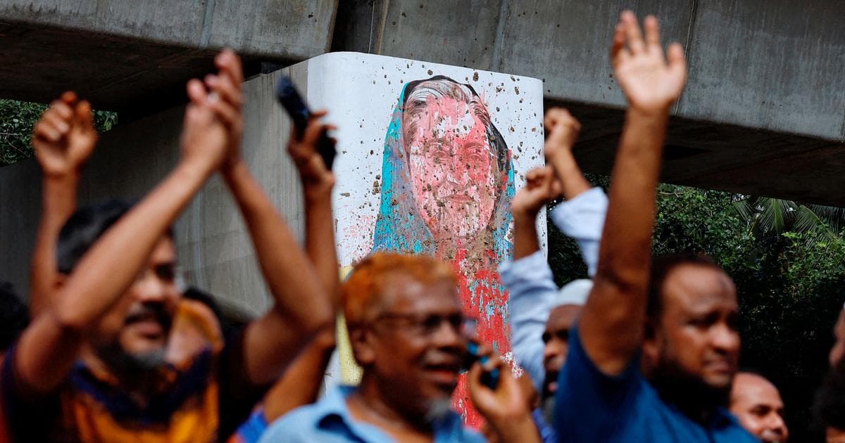 ভারতে বসে শেখ হাসিনার বিবৃতি ভালো চোখে দেখছে না বাংলাদেশ