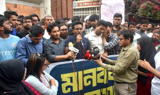 ইসকন সম্প্রীতির চট্টগ্রামে সাম্প্রদায়িক হাঙ্গামা বাধাতে চায় : চবি শিক্ষক শহীদুল হক