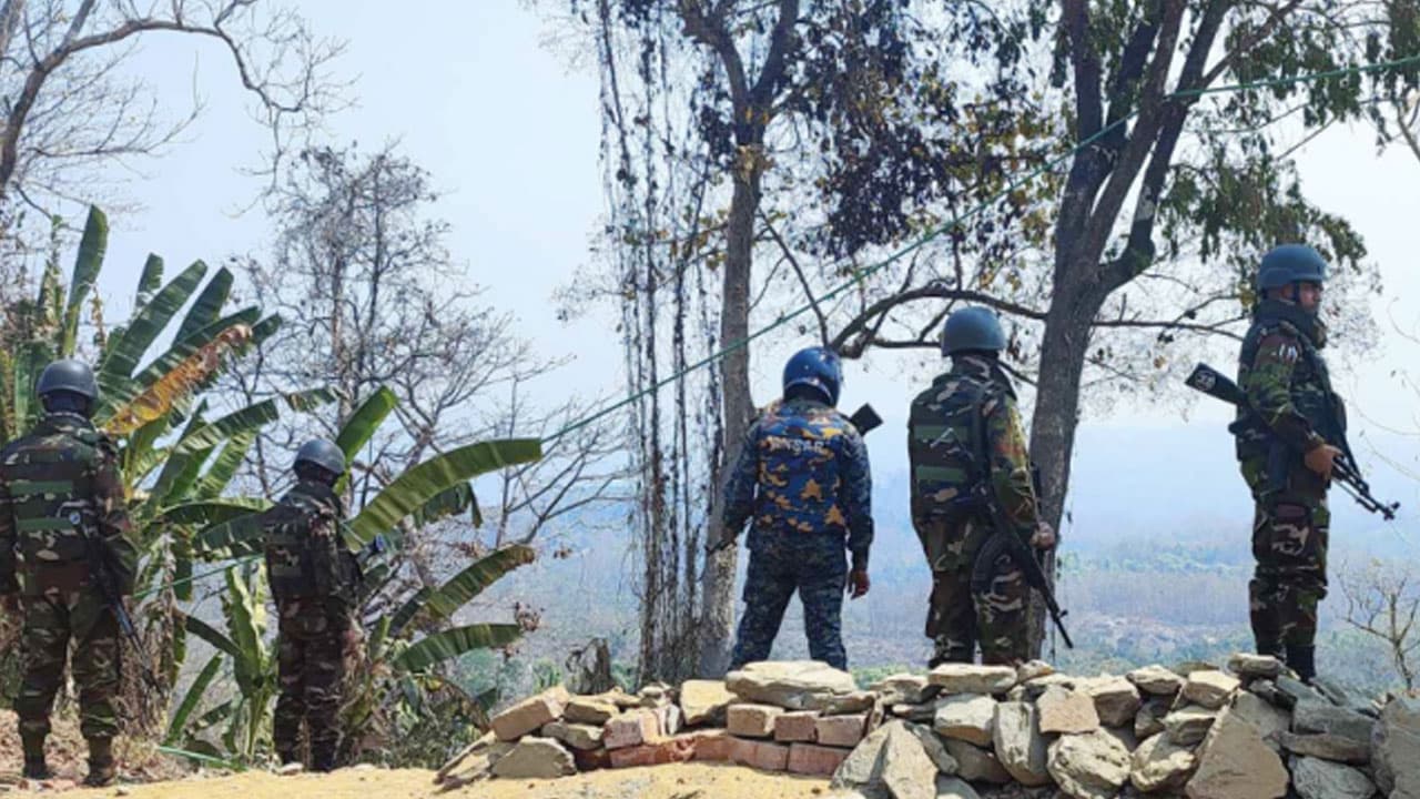 বান্দরবানে বন্দুকযুদ্ধে ৩ কুকি চিন ন্যাশনাল আর্মি (কেএনএ) সন্ত্রাসী নিহত