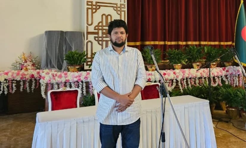 ভারত যেন এই ঐক্যবদ্ধ, মর্যাদাবান ও গণতান্ত্রিক বাংলাদেশকে তার শত্রু না করে