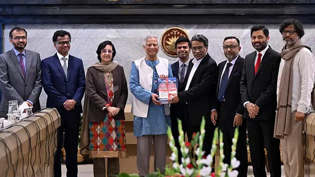 ‘৪ বছর মেয়াদি দ্বিকক্ষবিশিষ্ট সংসদ, এক ব্যক্তি দুবারের বেশি প্রধানমন্ত্রী নয়’ : সংস্কার কমিশনের সুপারিশ