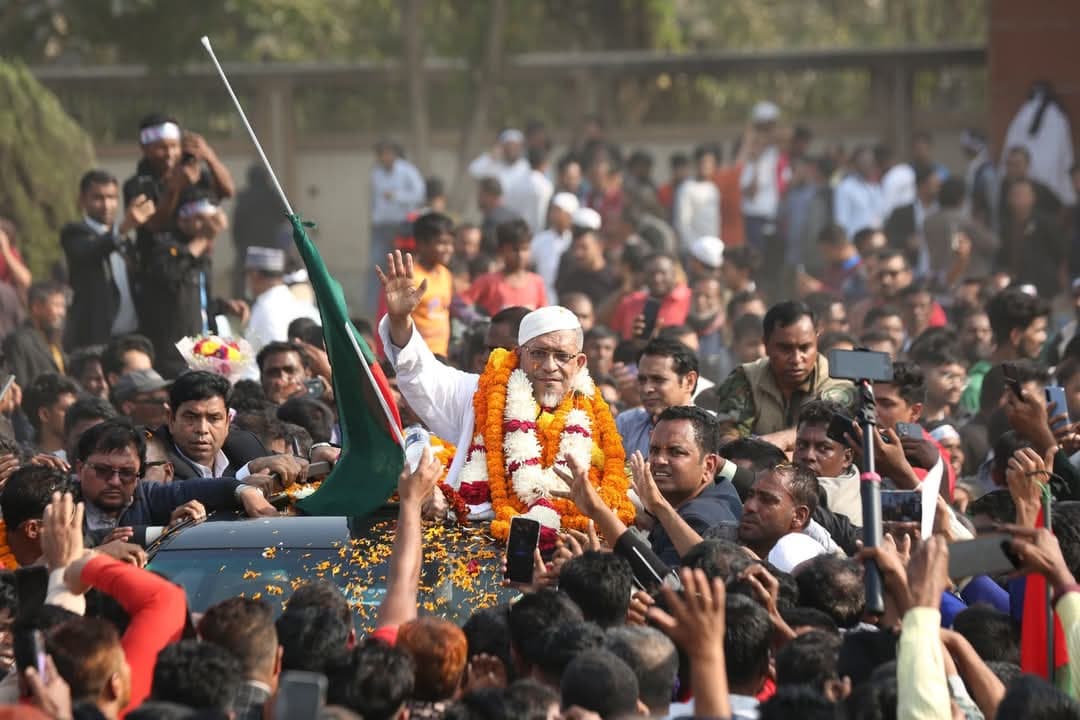 ১৭ বছর পর কারামুক্ত হলেন বিএনপি নেতা লুৎফুজ্জামান বাবর