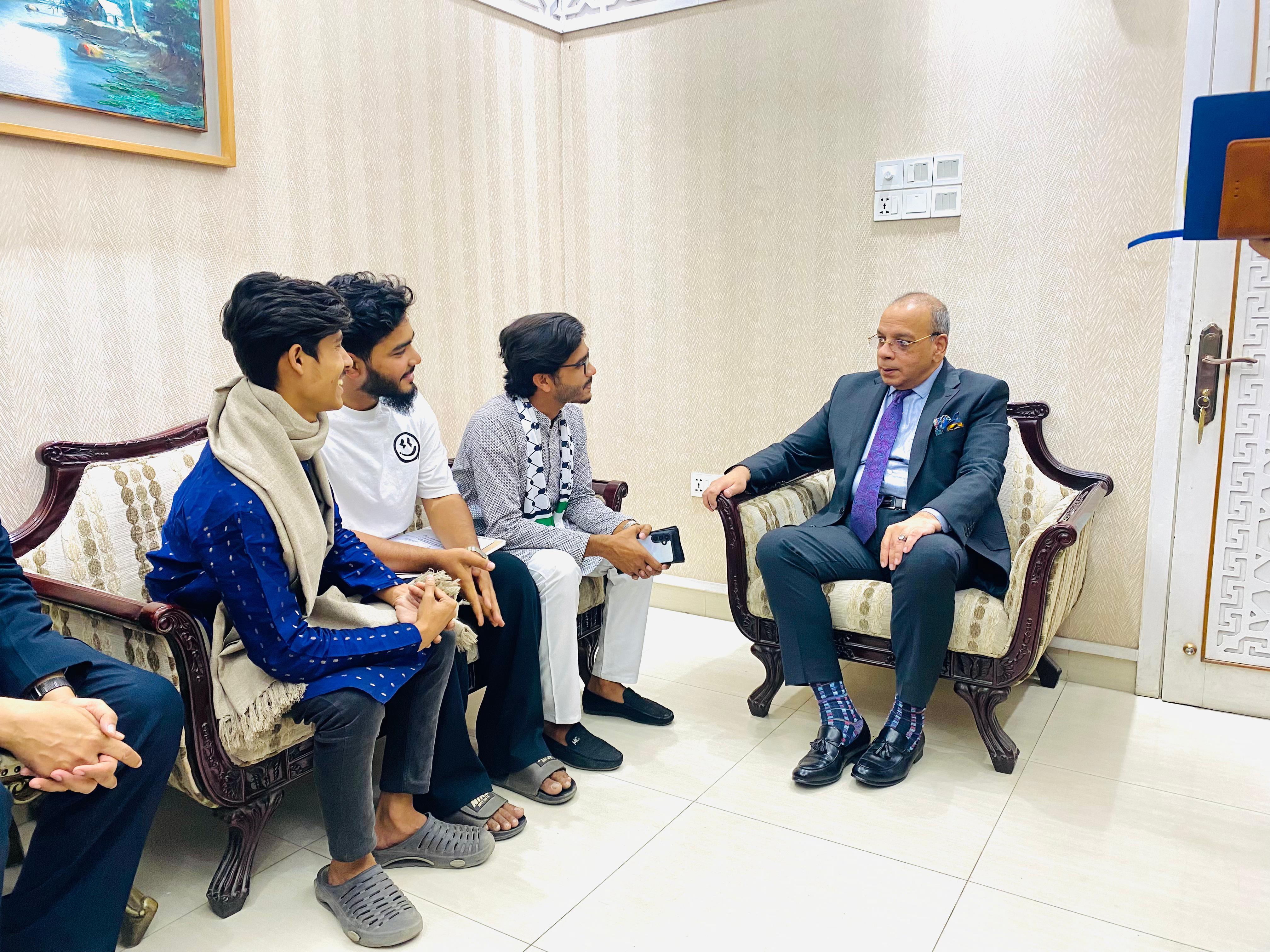 বৈবিছাআ চট্টগ্রাম জেলা সমন্বয়ক ও ছাত্র প্রতিনিধিদের সাথে প্রধান বিচারপতির সাক্ষাৎ