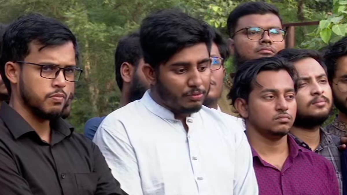‘গণঅভ্যুত্থানের পরে মানুষ যে পরিবর্তন চাইছে, তার প্রতিটি পদক্ষেপে বাঁধা হয়ে দাঁড়িয়েছে বিএনপি’