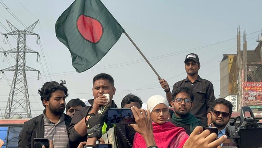 আওয়ামী লীগকে পুনর্বাসন করতে চাইলে, আমাদের রক্তের ওপর দিয়ে করতে হবে : হাসনাত