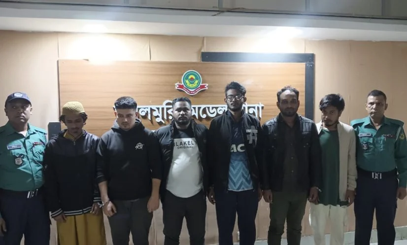চট্টগ্রামে ২৪ ঘণ্টায় আওয়ামী- ছাত্রলীগের ৪২ কর্মী গ্রেপ্তার, অ্যাকশনে সিএমপি