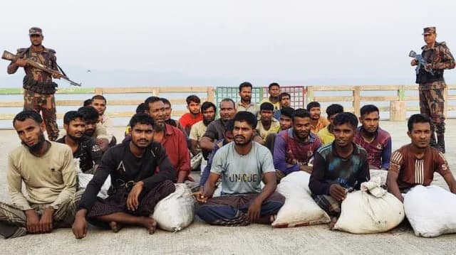 আরাকান আর্মির হাতে আটক ২৬ জেলে অবশেষে দেশে