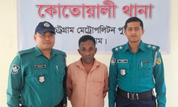 চট্টগ্রামে শিশু কন্যাকে ‘ধর্ষণে’ বাবা গ্রেপ্তার