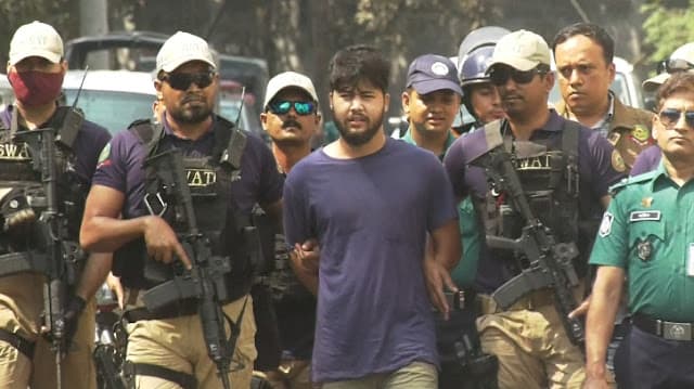 চট্টগ্রামের আলোচিত সন্ত্রাসী ছোট সাজ্জাদের ৫ দিনের রিমান্ড মঞ্জুর