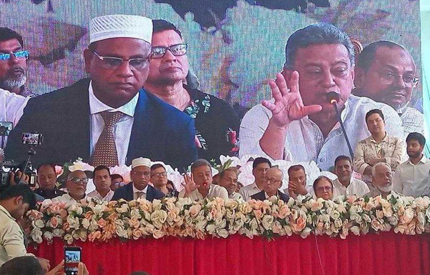 চট্টগ্রামে দেশের সবচেয়ে বড় ক্যান্সার হাসপাতাল হবে : আমীর খসরু